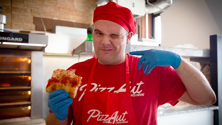 impegno-uomo-pizzaut-2024